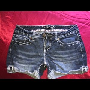 Maurice’s original cut jean shorts size 5/6